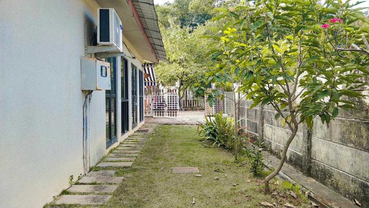 Chalet Ahaz, The Place Of Privacy With Outside Sitting 卡尔贾特 外观 照片
